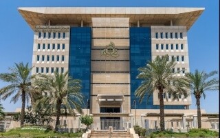 Kuwait exime del trabajo a los empleados varados