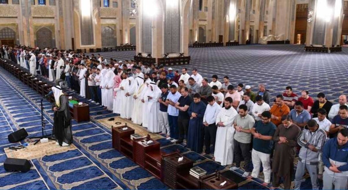 科威特因冠状病毒取消夜间祈祷