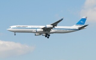 Рейс совершает экстренную посадку после борьбы между кувейтскими женщинами на борту